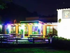 Lake Pleasant Garden Bistro