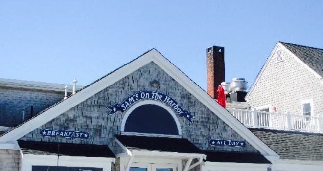 Sam's on the Harbor