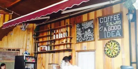 Borneo 82 Cafe and Resto