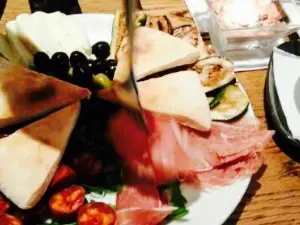 Trattoria La Casa - Italian Eateria