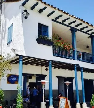 Casa Azul Galería Café