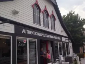 Piatto Pizzeria