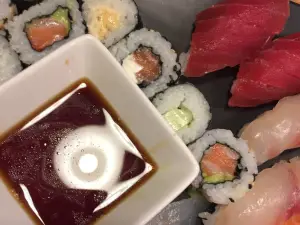 Sushi & Food