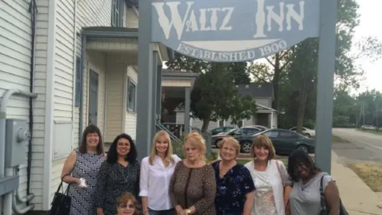 Waltz Inn