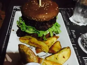 Maredu Burger & Beer