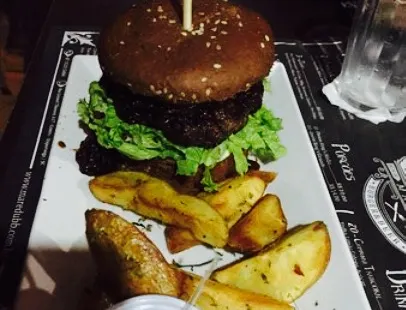 Maredu Burger & Steakhouse