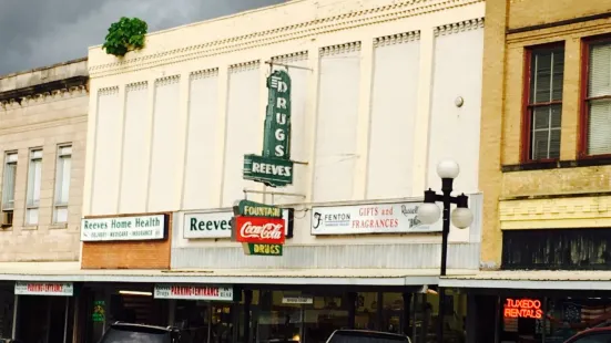 Reeves Drug Store