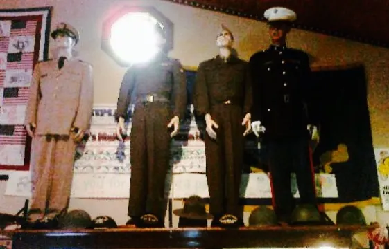 Dave's All American Pizza