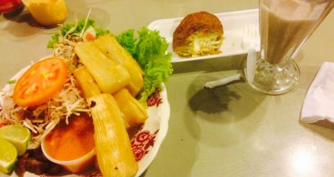 Cafeteria Tin