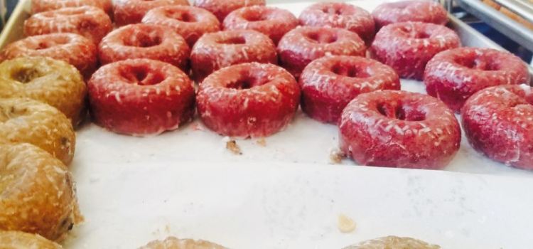 Happy's Donut Tree