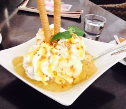 Purpur Cafe & Bar
