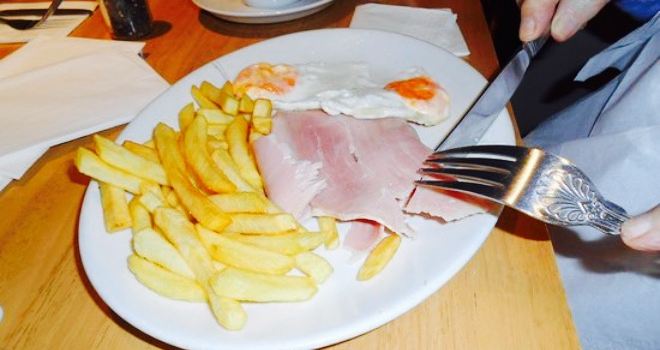 La Cafe Bar