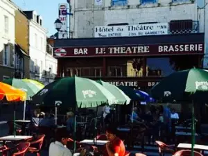 Cafe du Theatre