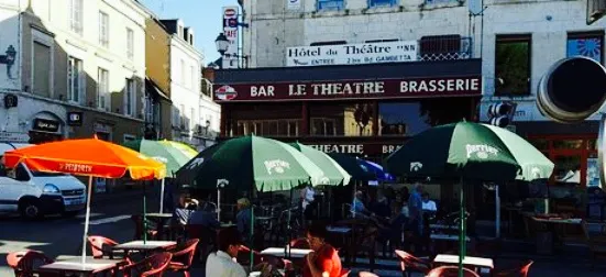 Cafe du Theatre