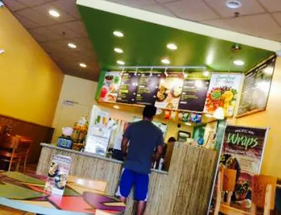 Tropical Smoothie Cafe