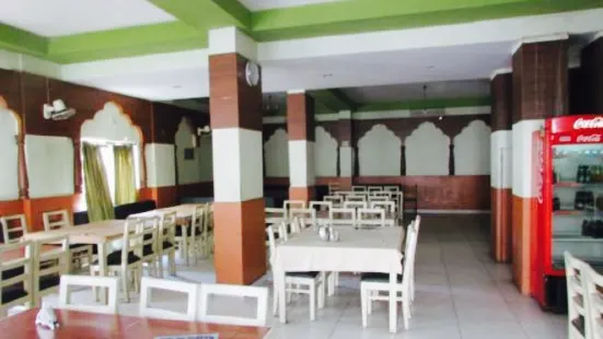 Sree Krishna Marwadi Gujrathi Restaurant