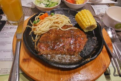 犇騰牛排(星河國際店)