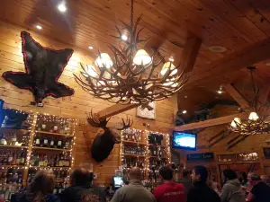 Muddy Moose Restaurant & Pub
