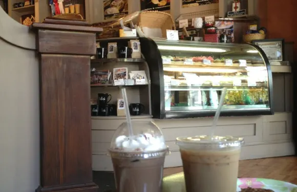 Dolce Bakery & Coffee Shop