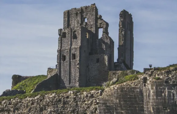 Corfe Castle Model Village Courtyard Cafe