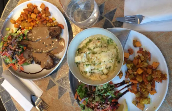 Eldsto Art Cafe and Bistro