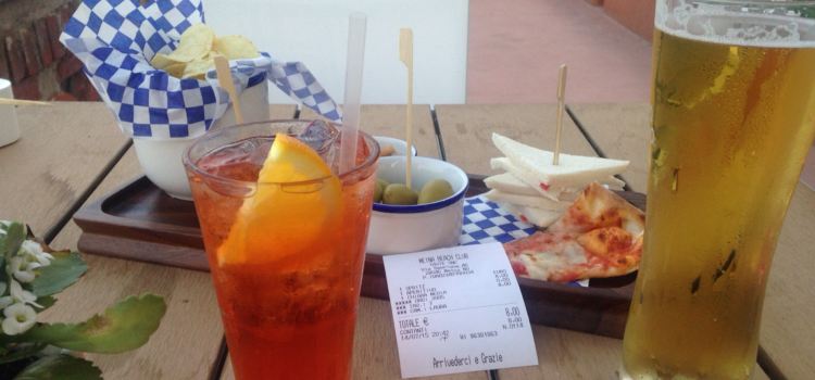 Meina Beach Club