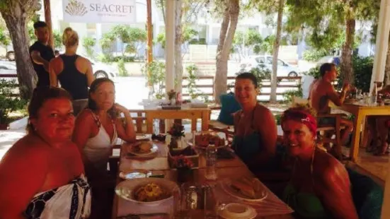 Seacret Beach Bar Restaurant