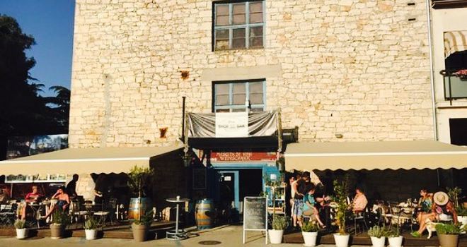 Wine Bar & Shop Mandrac by Pervino