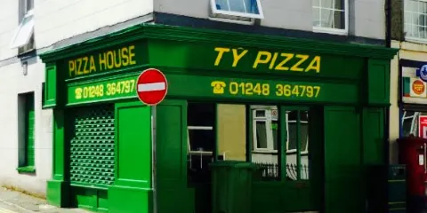 Pizza House