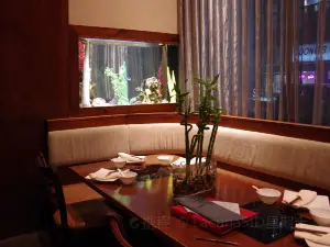 The Q Restaurant