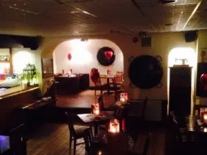 Tafarn y Gader Tapas, Bistro & Bar