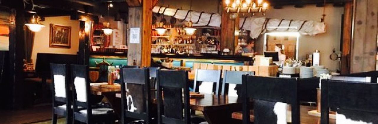 Mustaparran Päämaja