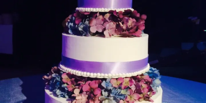 Lorenzos Frostburg Bakery