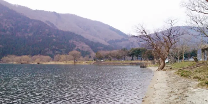 Shiozu Kaido Uosuke Oku Biwako Mizu No Eki