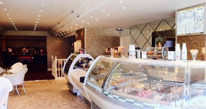 Flavours Ice Cream & Coffee Bar