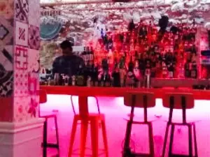 Skala Cafe & Cocktails