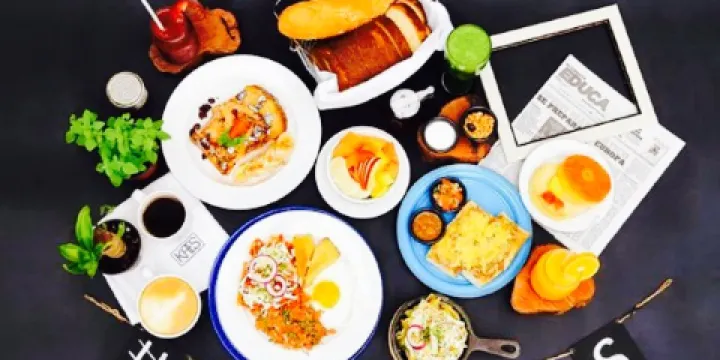 KAES Restaurante+Café