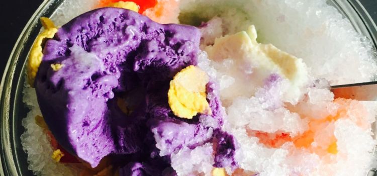 Julie's Halo Halo & Refreshment