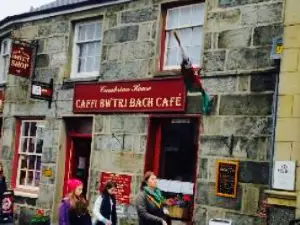 Harlech Emporium And Bwtri Bach Cafe