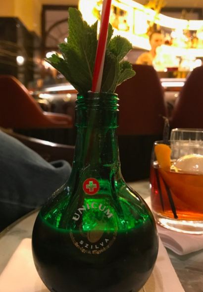 KOLLAZS - Brasserie & Bar