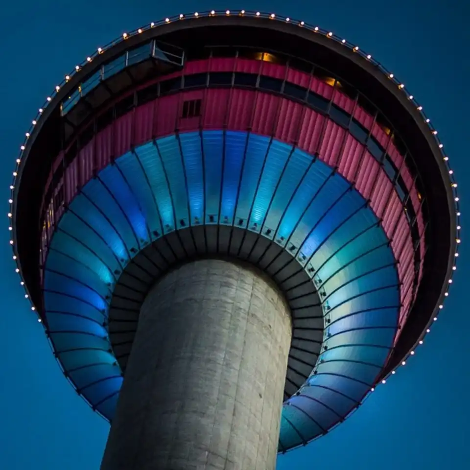 5_Calgary Tower