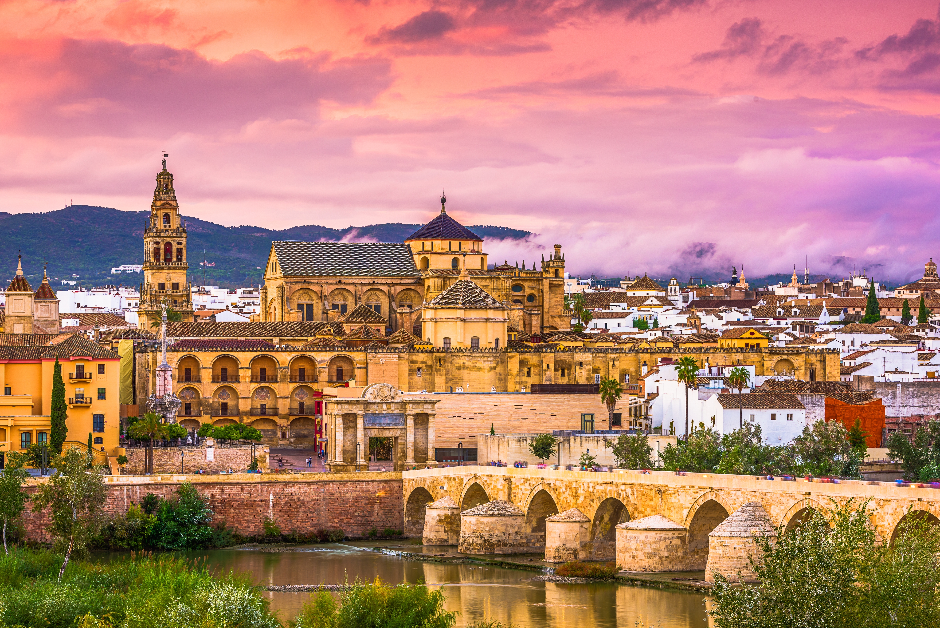 Cẩm Nang Du Lịch Cordoba 2025: Điểm tham quan không thể bỏ qua, ẩm thực phổ biến, khách sạn, tuyến phương tiện đi lại (cập nhật vào tháng 6)