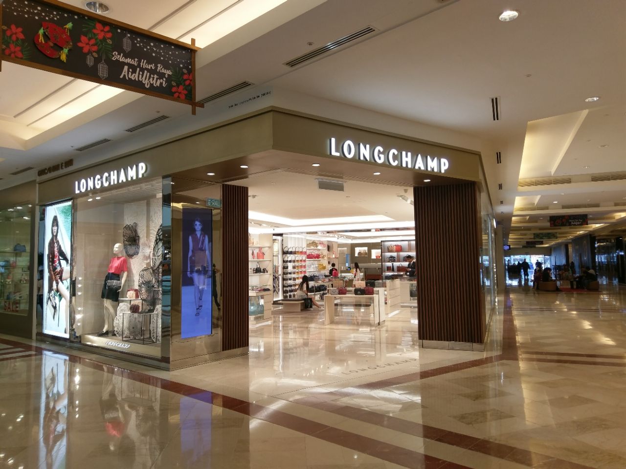 Longchamp klcc hotsell