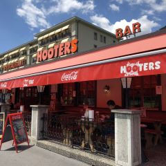 Hooters ảnh của người dùng
