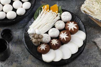 枣玛露脊骨汤·烤肉(西塔总店)