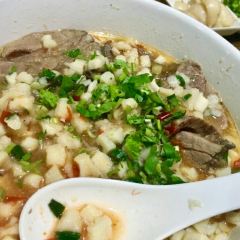 Sanguxiangniuyangroupaomo (liquan) User Photo