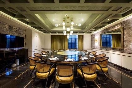 半岛翡丽海鲜自助餐厅