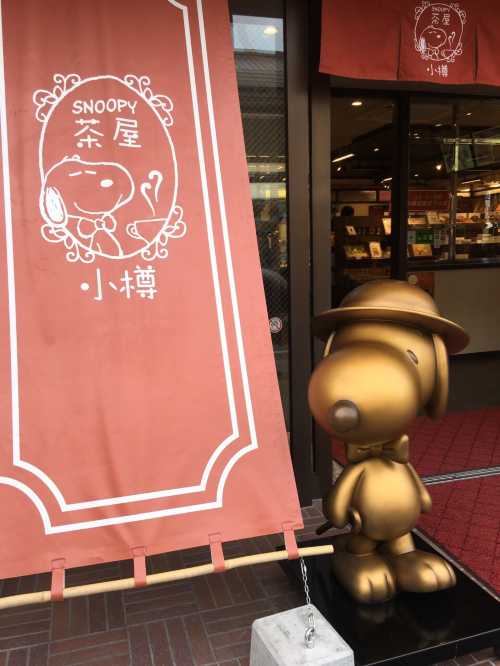 Snoopy Chaya Ise