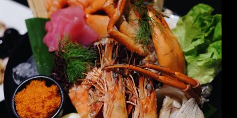 Collage All Day Dining