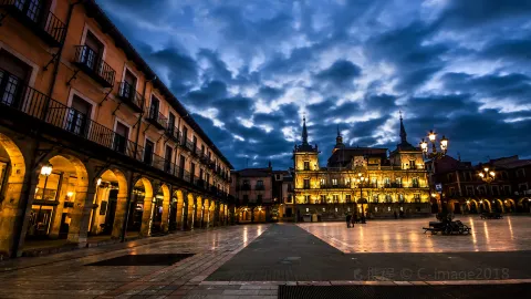 Leon travel destination